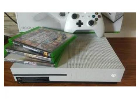 Xbox one S seminovo 